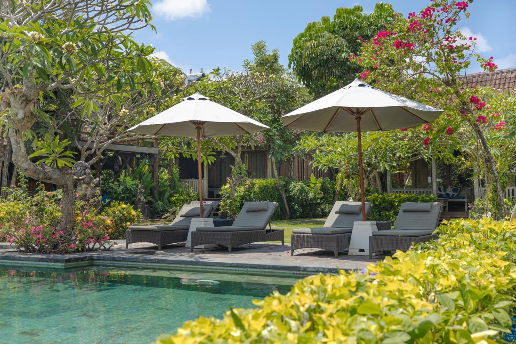 Bali Natha Beach Front Canggu  Exterior photo